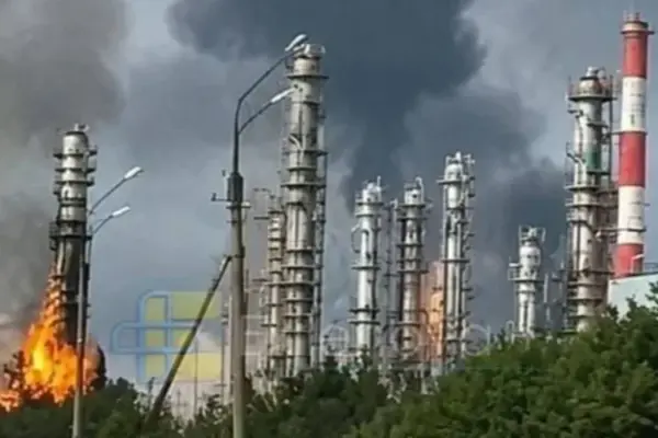 Від Ачинська до Сочі: дефіцит бензину в РФ розширюється третю добу поспіль
