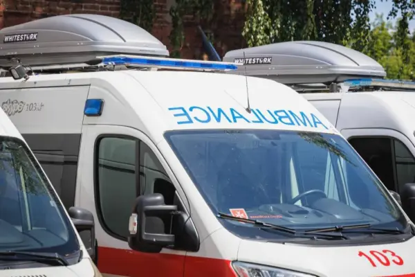 Росіяни двічі атакували безпілотниками Херсон: є загиблий і постраждалий